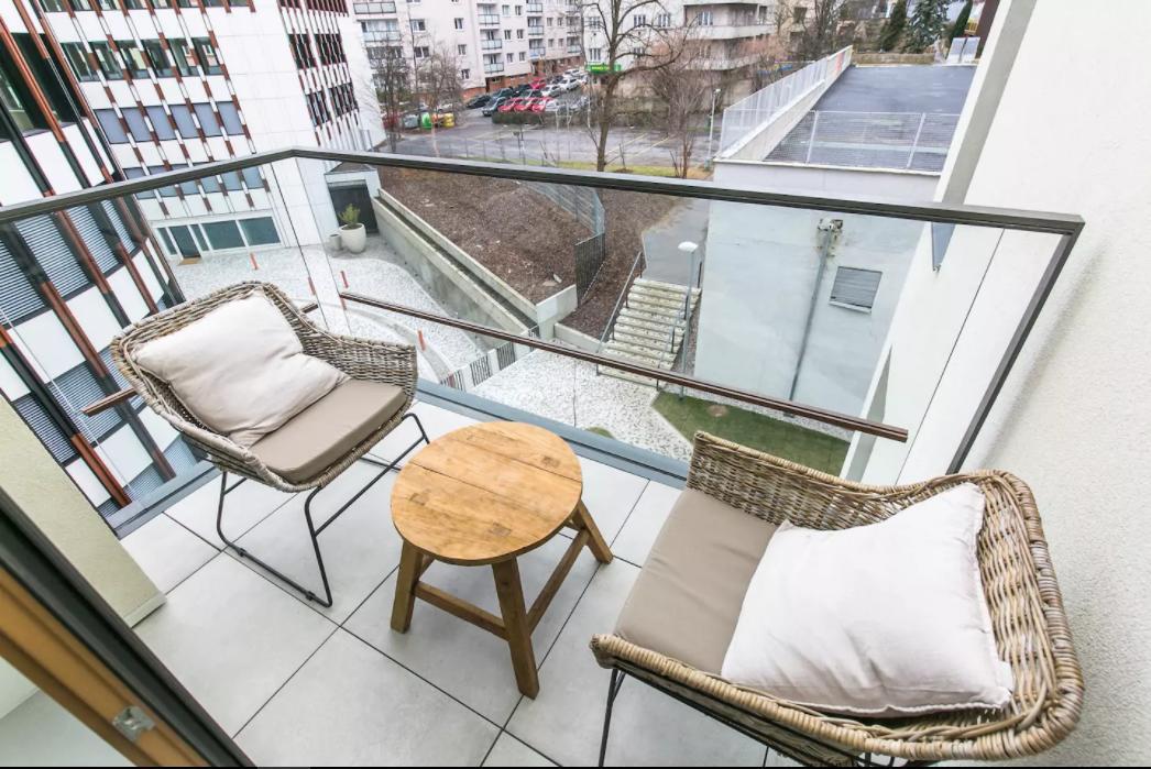 Flawless Apartments Pod Dekankou Prag Eksteriør billede